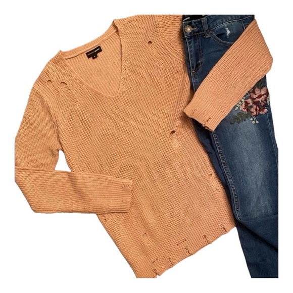 Distressed V Neck Sweater - Picture 5 of 12